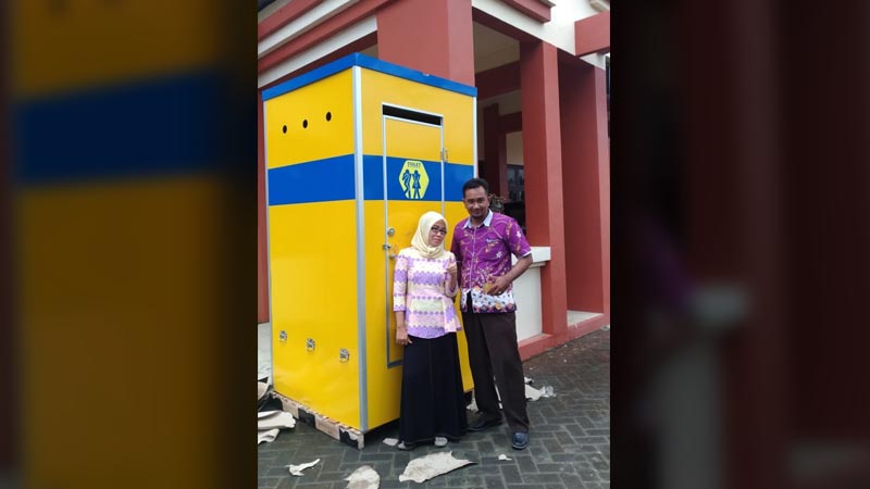 Batubeling Deluxe Toilet Portable 2 deluxe